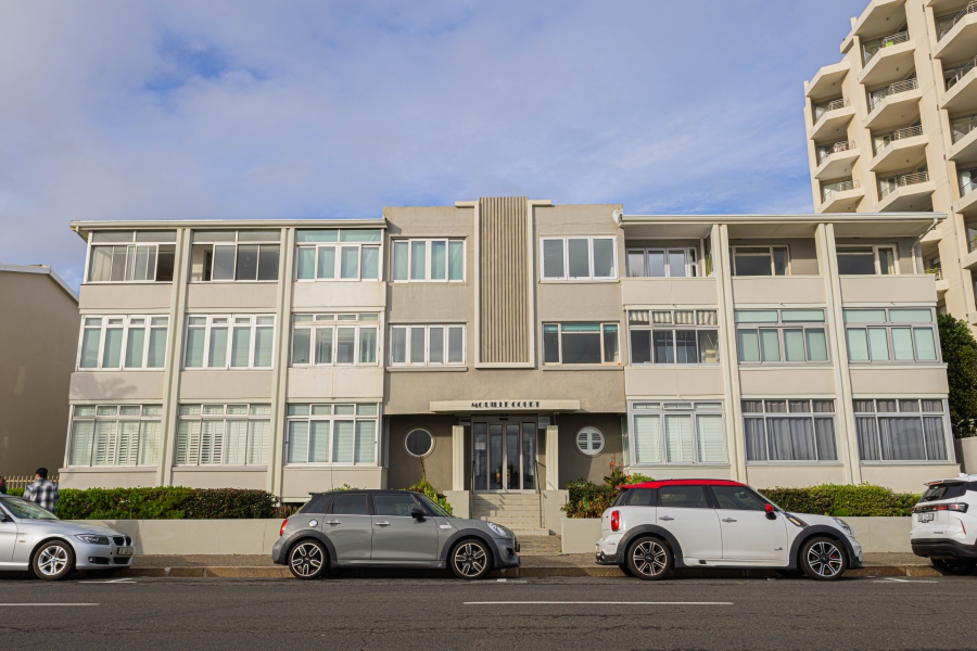 To Let 1 Bedroom Property for Rent in Mouille Point Western Cape